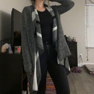 Banana Republic Cardigan in Large Petite